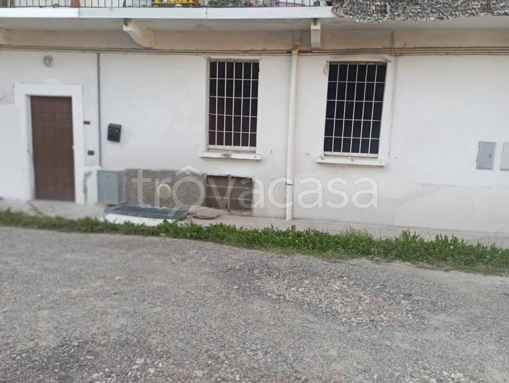 appartamento in vendita a Gallarate in zona Crenna