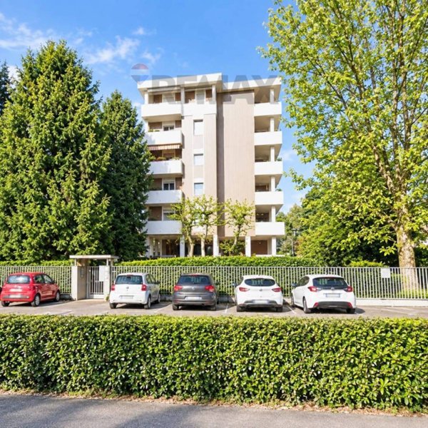 appartamento in vendita a Gallarate in zona Ronchi