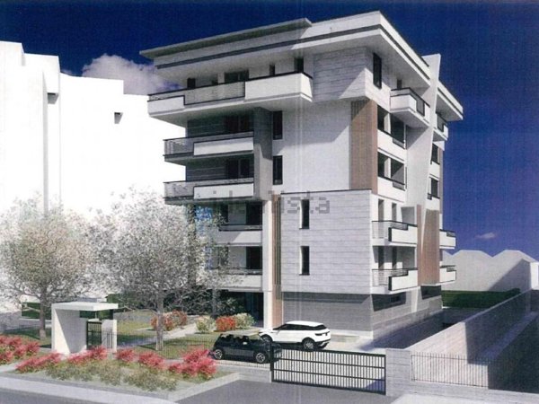 appartamento in vendita a Gallarate in zona Sciarè