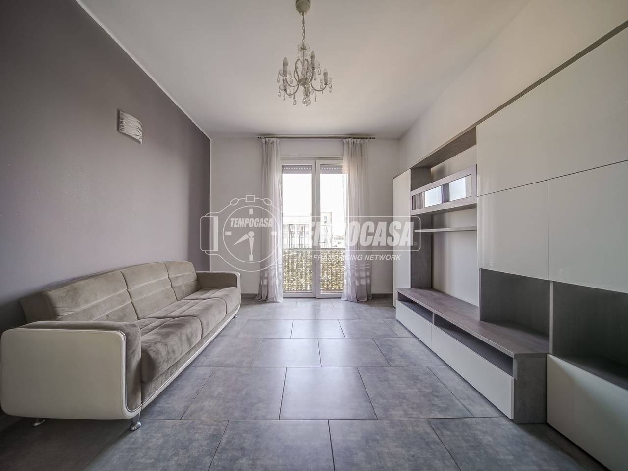 appartamento in vendita a Gallarate in zona Sciarè