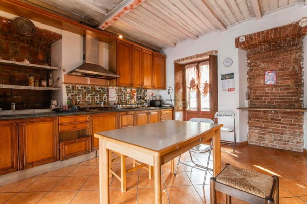 appartamento in vendita a Gallarate in zona Crenna