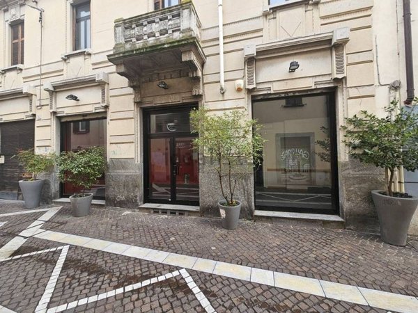 loft in vendita a Gallarate in zona Sciarè