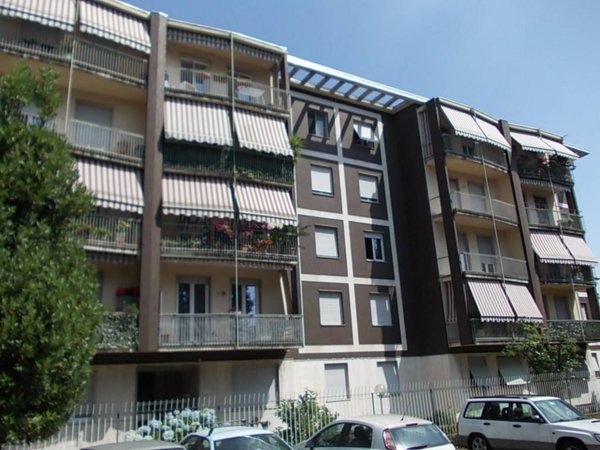 appartamento in vendita a Gallarate in zona Arnate