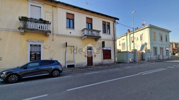 appartamento in vendita a Gallarate in zona Madonna in Campagna