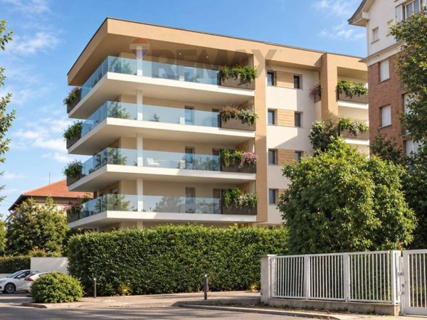 appartamento in vendita a Gallarate in zona Sciarè