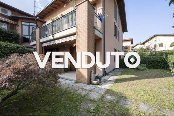 appartamento in vendita a Galliate Lombardo