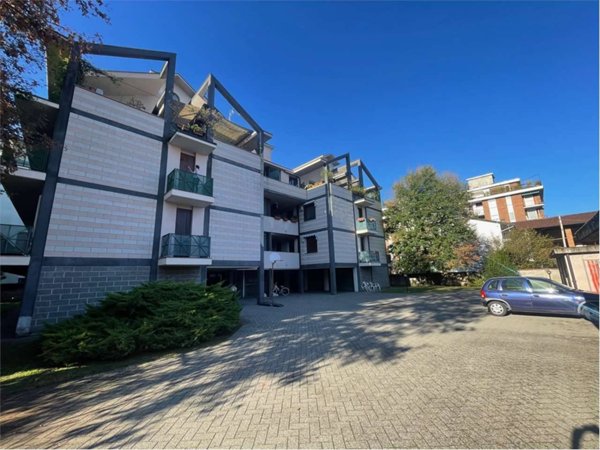appartamento in vendita a Galliate Lombardo