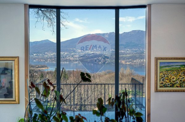 casa indipendente in vendita a Galliate Lombardo