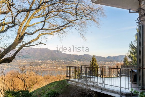 casa indipendente in vendita a Galliate Lombardo