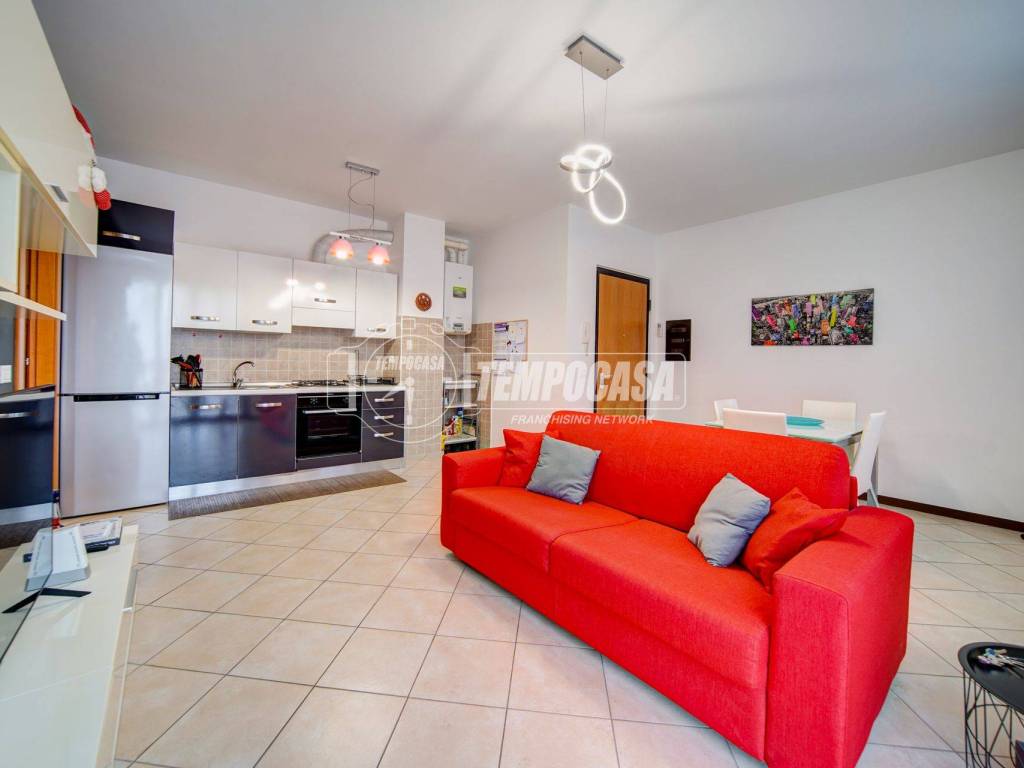 appartamento in vendita a Galliate Lombardo