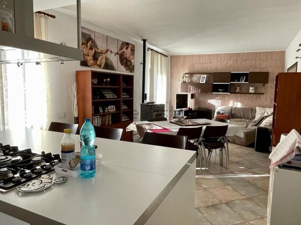 appartamento in vendita a Galliate Lombardo