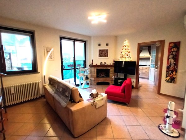 appartamento in vendita a Galliate Lombardo