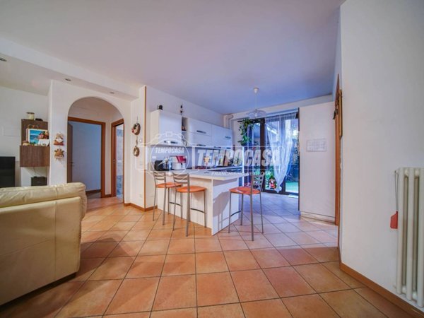 appartamento in vendita a Galliate Lombardo