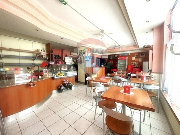 negozio in vendita a Gavirate