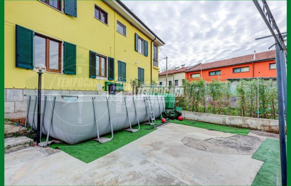 appartamento in vendita a Gavirate