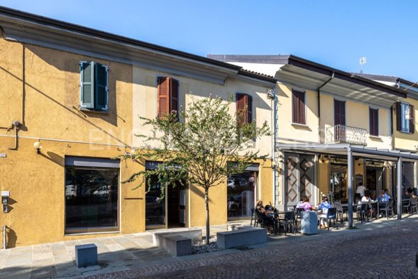 negozio in vendita a Gavirate