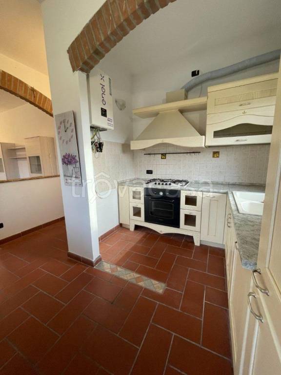 appartamento in vendita a Gavirate