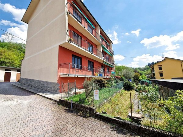 appartamento in vendita a Gavirate