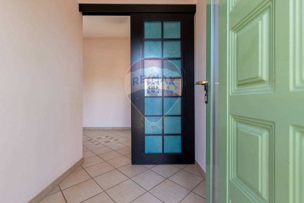 casa indipendente in vendita a Gavirate