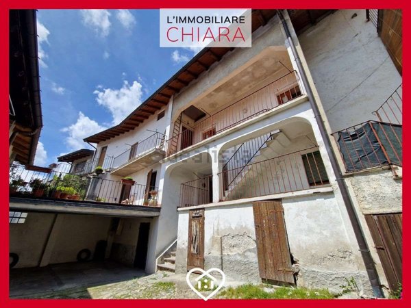 appartamento in vendita a Gavirate