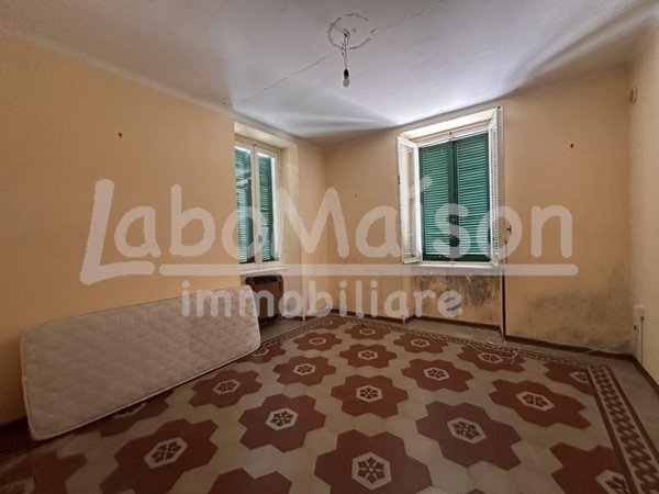 casa semindipendente in vendita a Gavirate