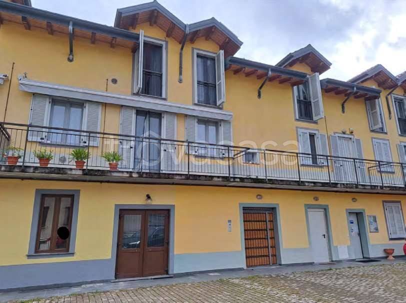 negozio in vendita a Gavirate