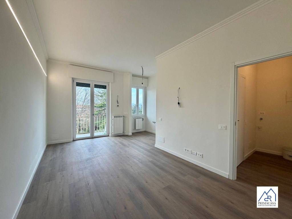 appartamento in vendita a Gavirate