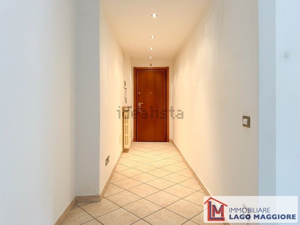 appartamento in vendita a Gavirate