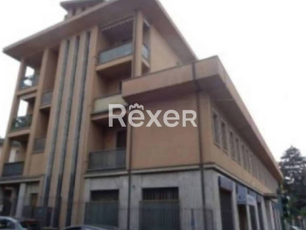 appartamento in vendita a Gavirate