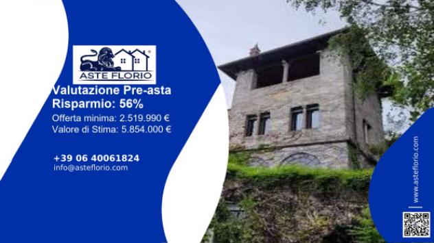 casa indipendente in vendita a Gavirate