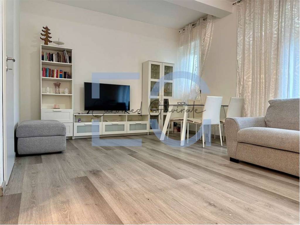 appartamento in vendita a Gavirate