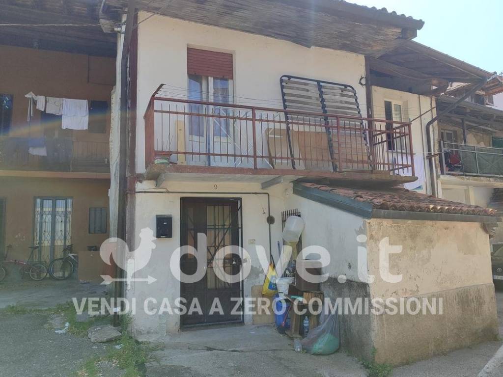 appartamento in vendita a Gavirate