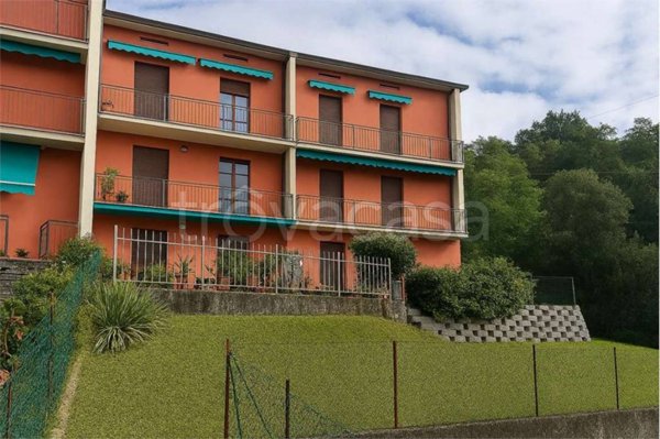 appartamento in vendita a Gavirate