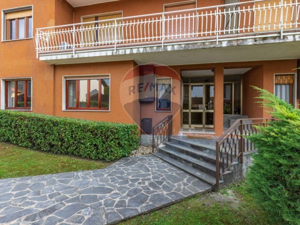 appartamento in vendita a Gavirate