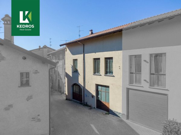 appartamento in vendita a Gavirate