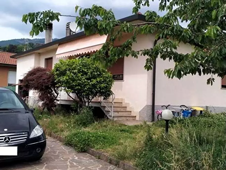 appartamento in vendita a Gavirate