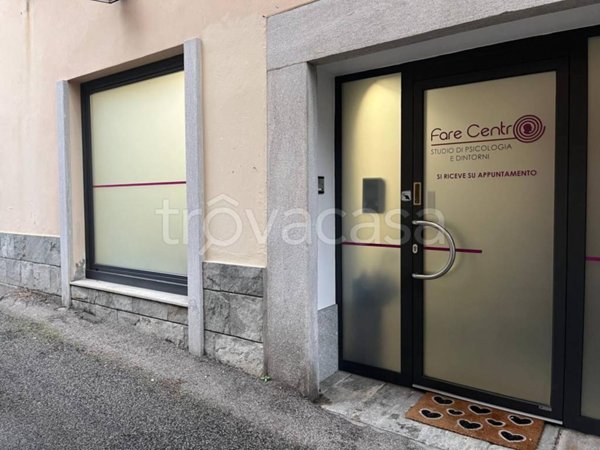 ufficio in vendita a Gavirate