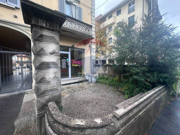negozio in vendita a Gavirate