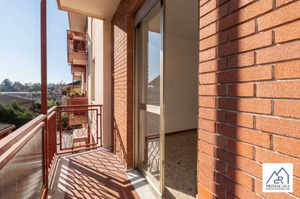 appartamento in vendita a Gavirate