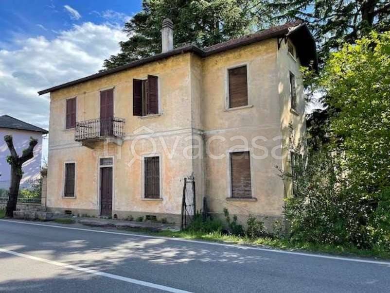 appartamento in vendita a Gavirate