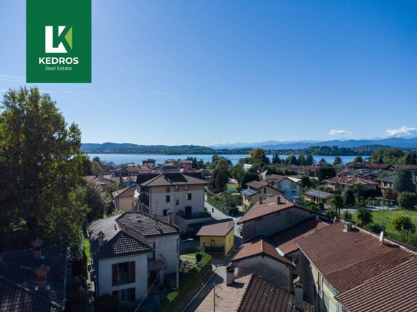 appartamento in vendita a Gavirate