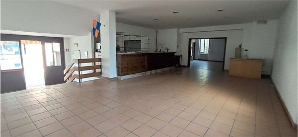 locale commerciale in vendita a Gavirate