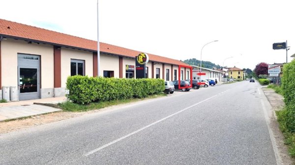 negozio in vendita a Gavirate