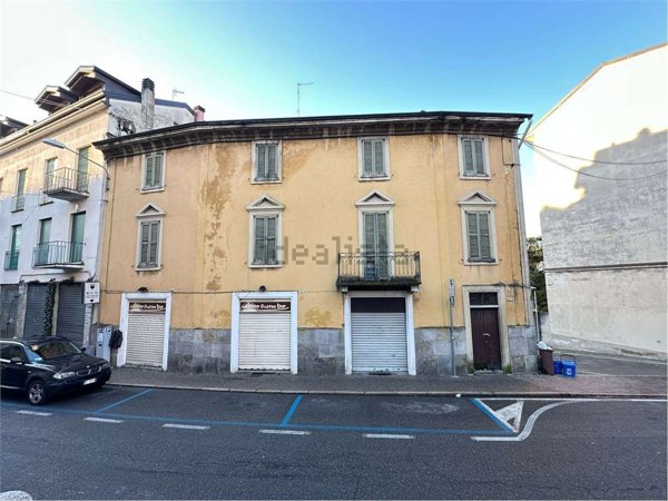 ufficio in vendita a Gavirate