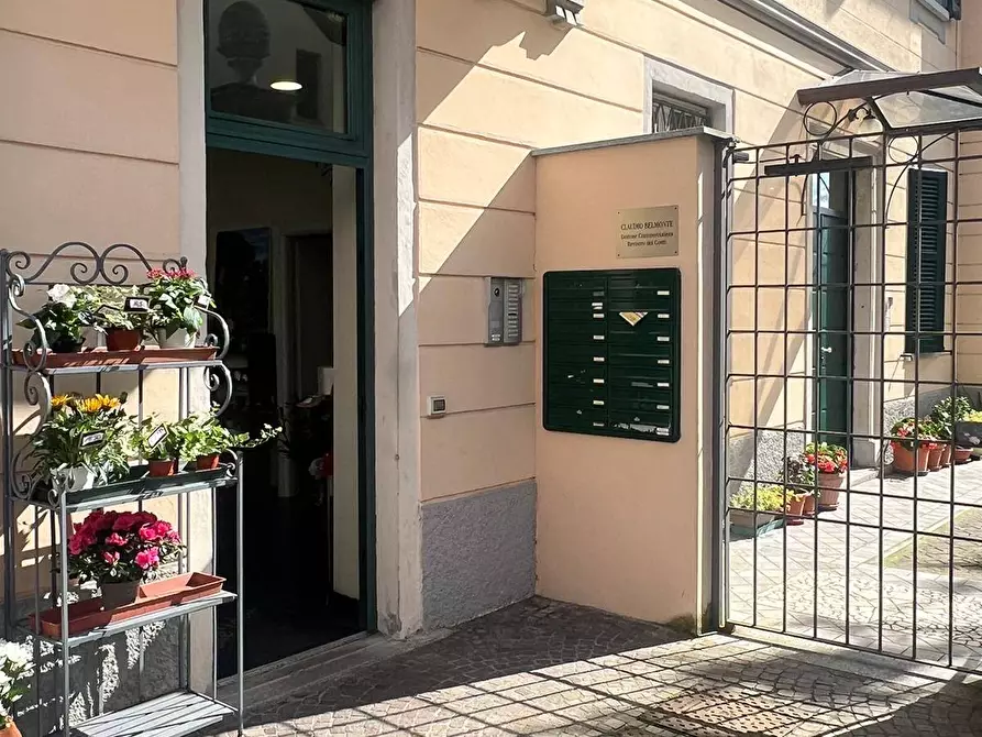 negozio in vendita a Gavirate