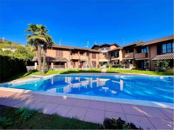 appartamento in vendita a Gavirate