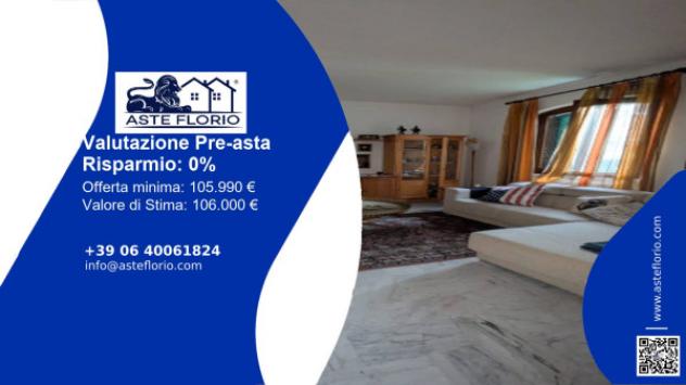 appartamento in vendita a Gavirate in zona Oltrona al Lago