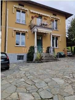 appartamento in vendita a Gavirate