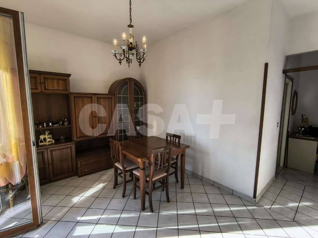 appartamento in vendita a Gavirate