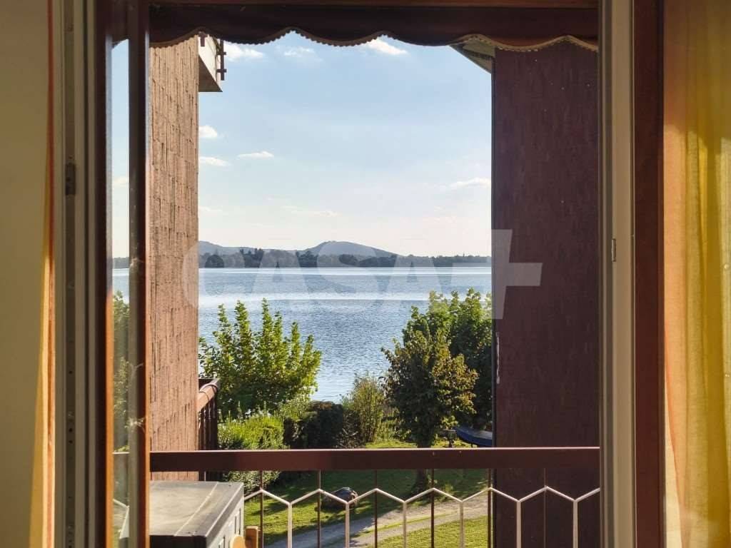 appartamento in vendita a Gavirate